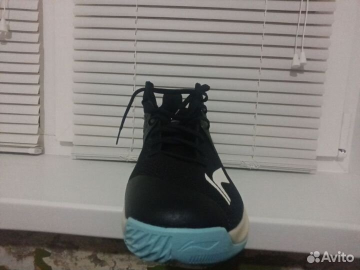 Баскетбольные кроссовки Li-Ning Sonic TD