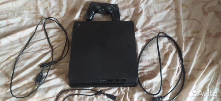 Продам пс4 слим,playstation4 slim