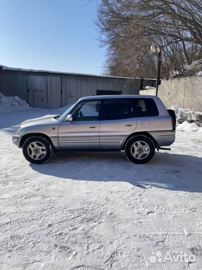 Toyota RAV4 2.0 AT, 1998, 236 523 км