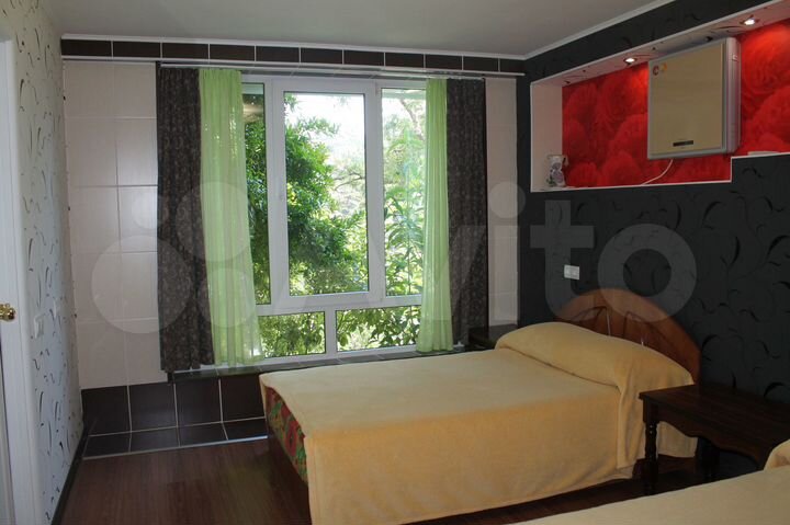 2-к. квартира, 43 м², 1/2 эт.