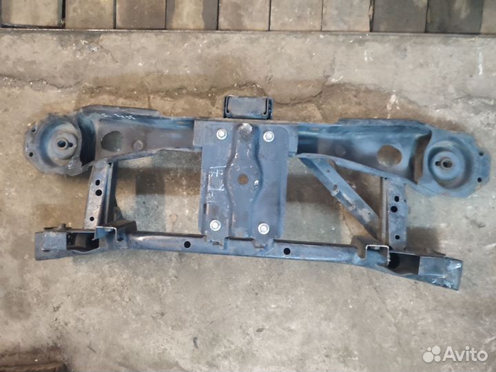 Задняя балка Mazda 5