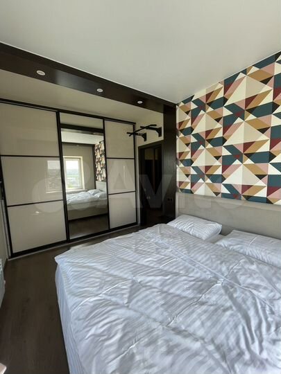 1-к. квартира, 54 м², 10/17 эт.