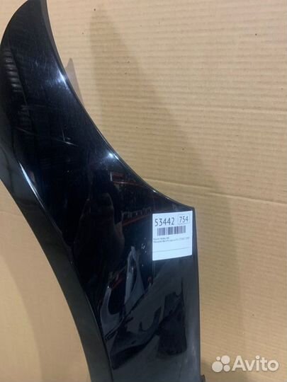 Крыло переднее левое Mercedes-Benz R-Class W251