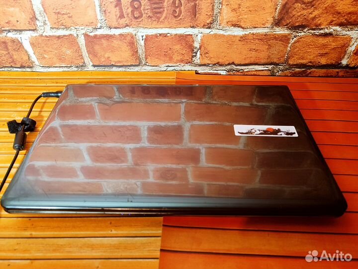 Samsung NP355V5C A8 -4 Gen \ 4 Озу \ 160 HDD