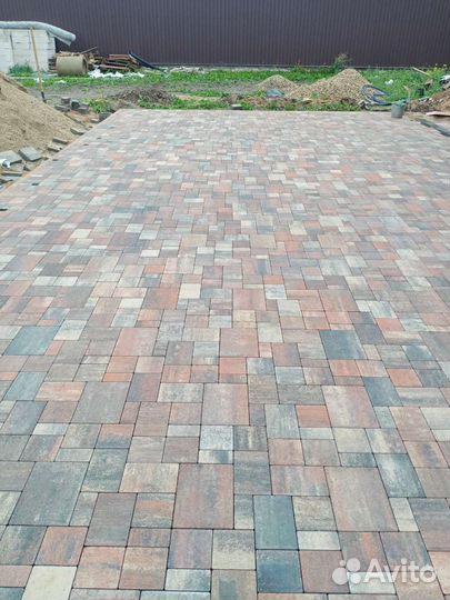 Укладка тротуарной плитки