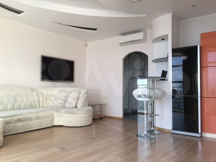 1-к. квартира, 53 м², 16/17 эт.