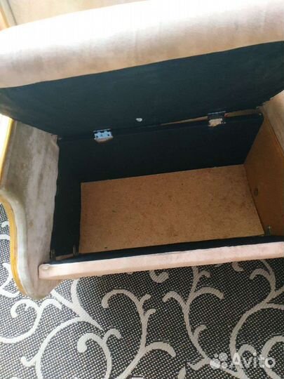 Кухонный уголок со столом бу