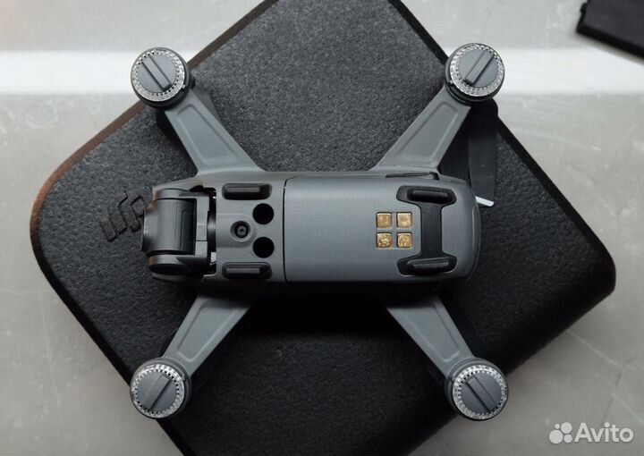 Квадрокоптер dji spark