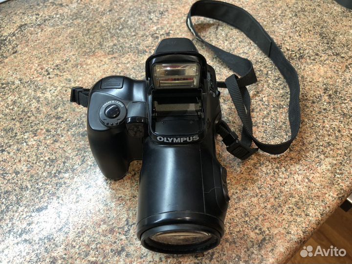 Зеркальный фотоаппарат