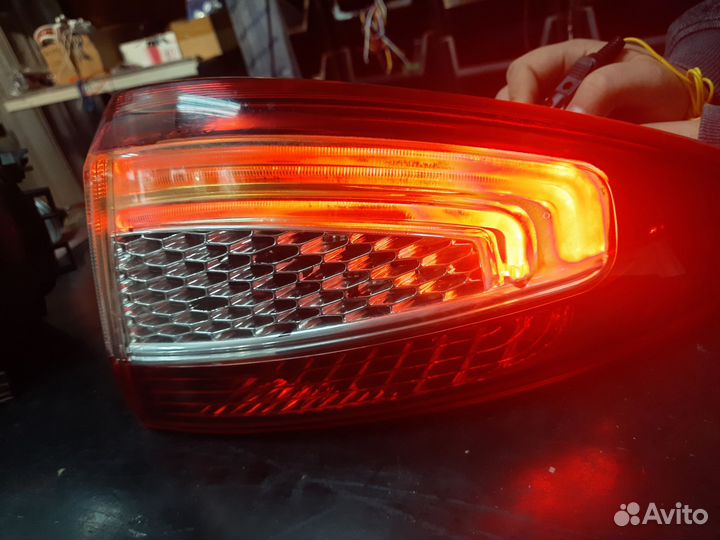 Задние фонарь ford mondeo