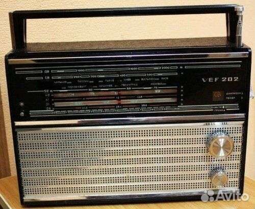 Переносной радиоприёмник 