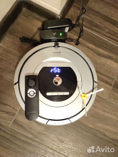 Робот пылесос roomba 760
