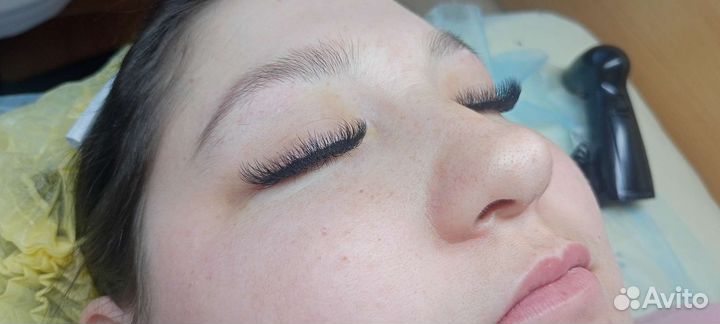 Наращивание ресниц