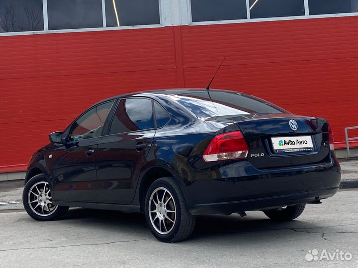 Volkswagen Polo 1.6 МТ, 2012, 178 000 км