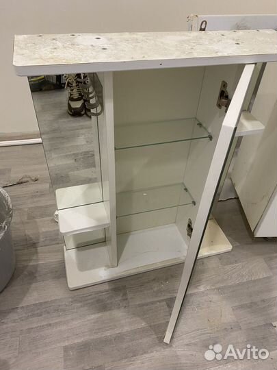 Зеркало шкаф в ванную