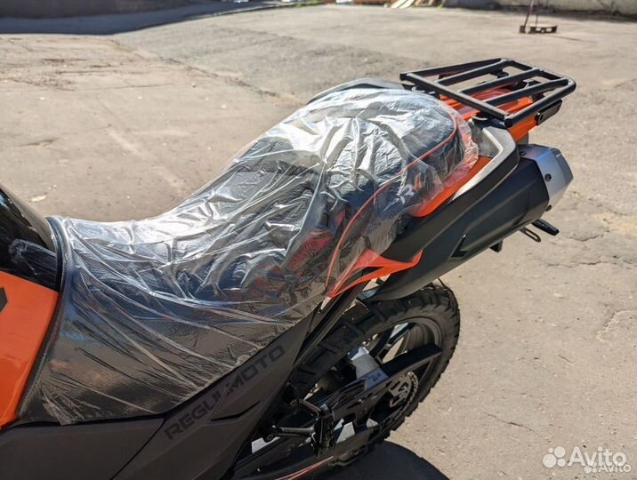 Мотоцикл Regulmoto Duke 300