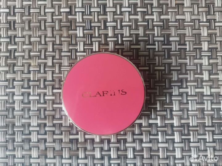 Clarins румяна