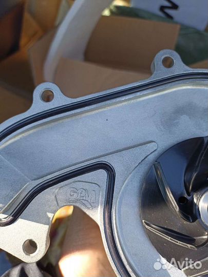 Насос системы охлаждения каменс 3.8