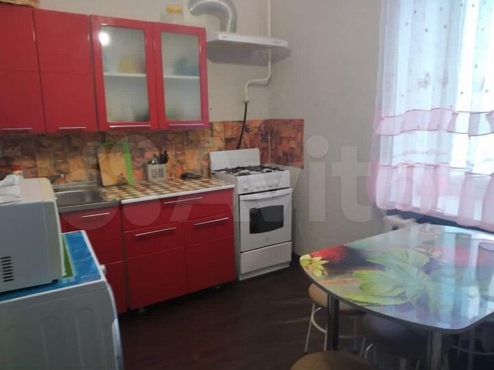 2-к. квартира, 50 м², 1/5 эт.