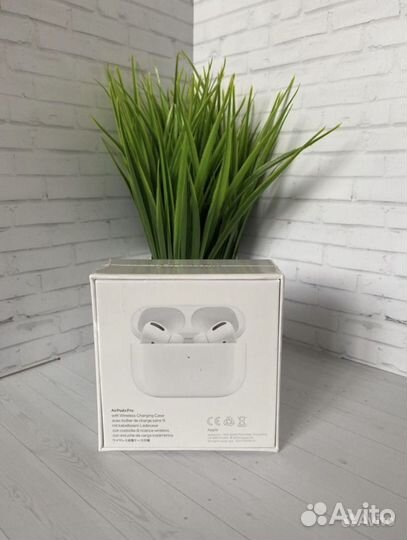 Наушники Apple AirPods Pro