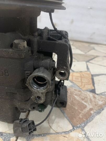 Компрессор кондиционера Mazda 6 седан 2.0 LF 2005