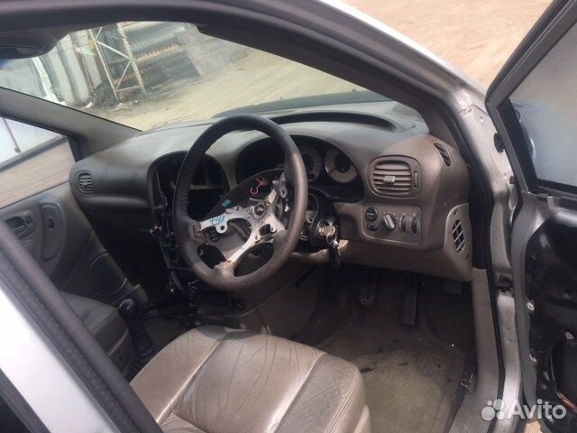 Разбор на запчасти Chrysler Voyager