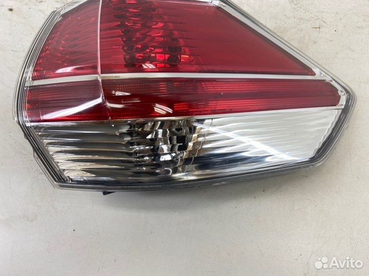 Фонарь задний правый Nissan X-Trail T32 2014