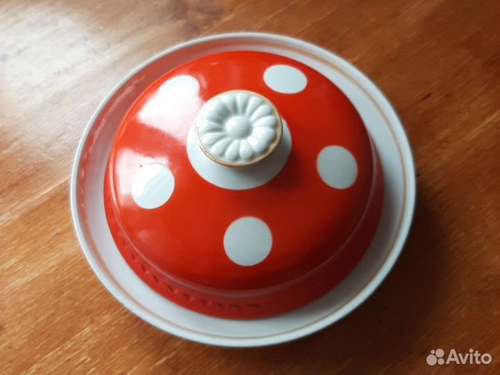 Масленка фарфоровая в горошек СССР
