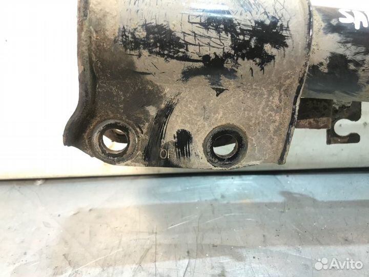 Стойка подвески передняя левая Renault Sandero