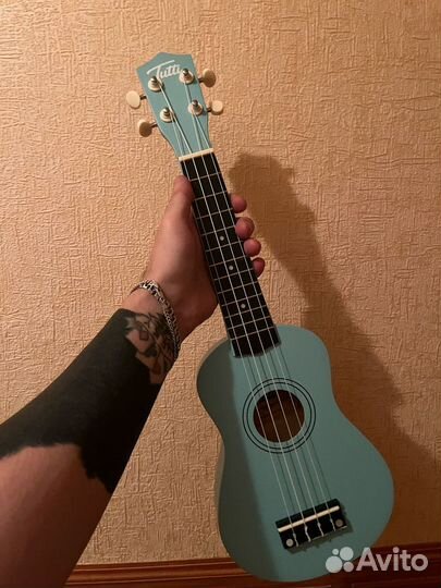 Укулеле новые.Разные