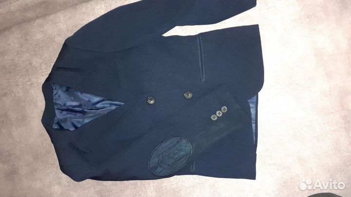 Школьный костюм