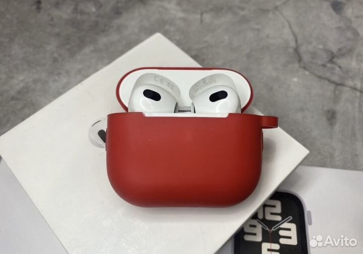 Комплект AirPods 3 + Apple Watch 8 на гарантии