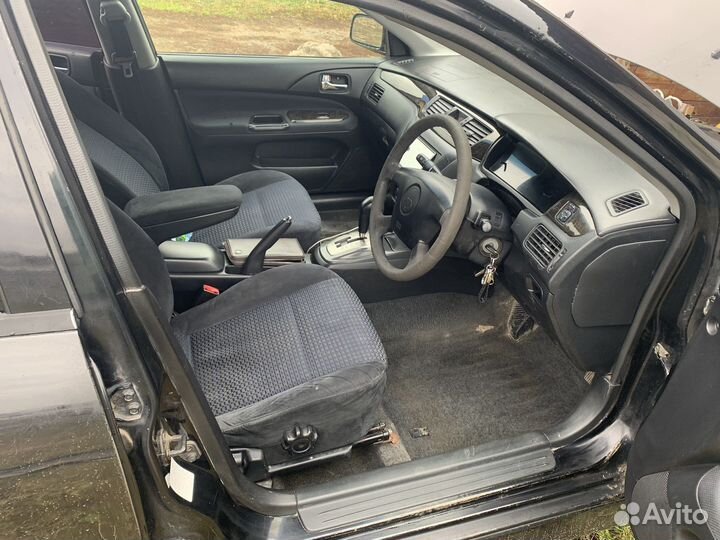 Mitsubishi Lancer Cedia 1.8 AT, 2001, 300 000 км