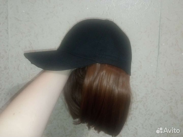 Кепка с париком