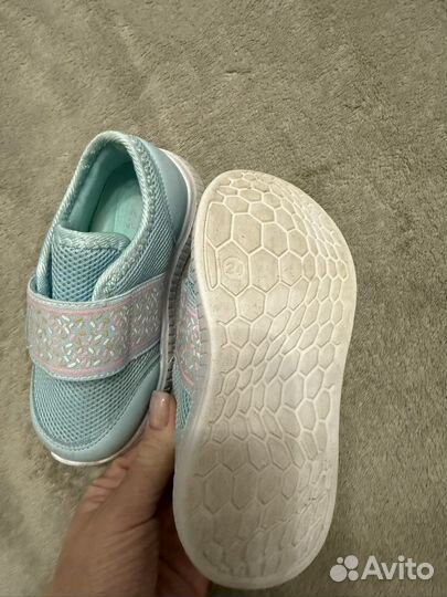 Детская обувь на девочку