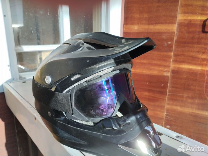 Шлем для мотокросса