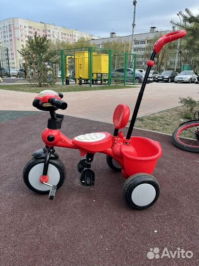 Детский велосипед с ручкой