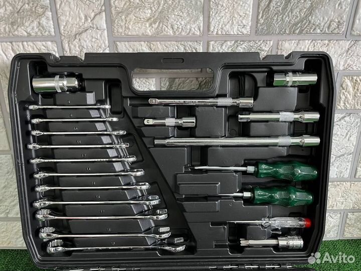 Набор инструментов 121 предмет