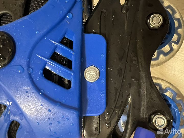 Роликовые коньки