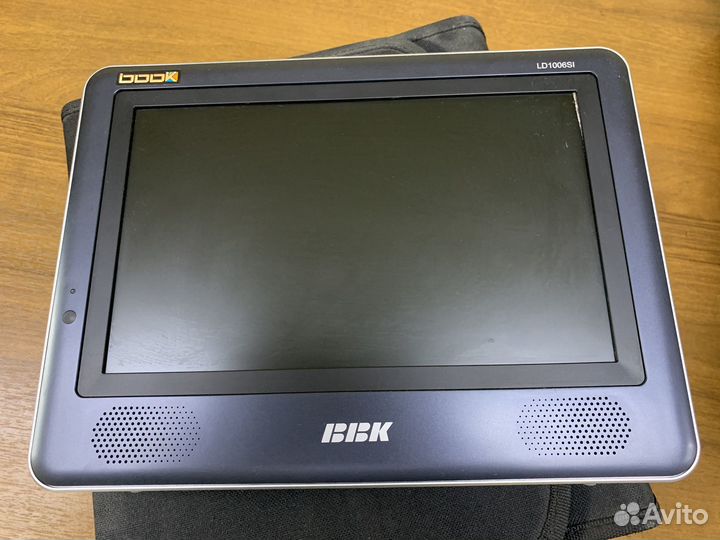 Портативный телевизор с DVD