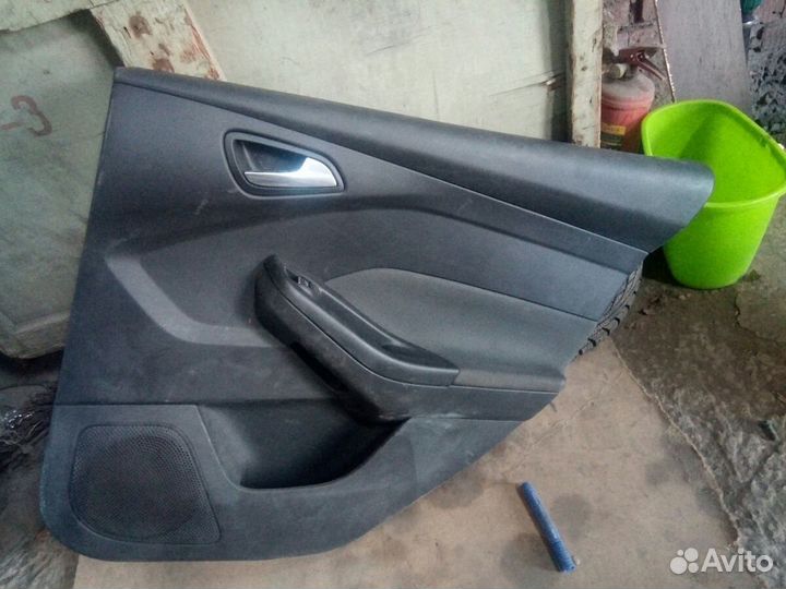 Ford Focus 3 с 2011 Обшивка двери задней правой