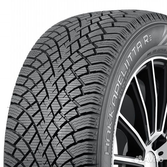 Nokian Tyres Hakkapeliitta R5 225/50 R17 94R