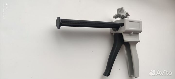 Пистолет для двухкомпонентного клея по камню 10:1