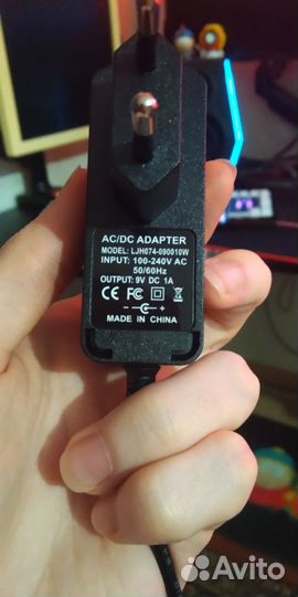 Адаптер питания 9V, 1A