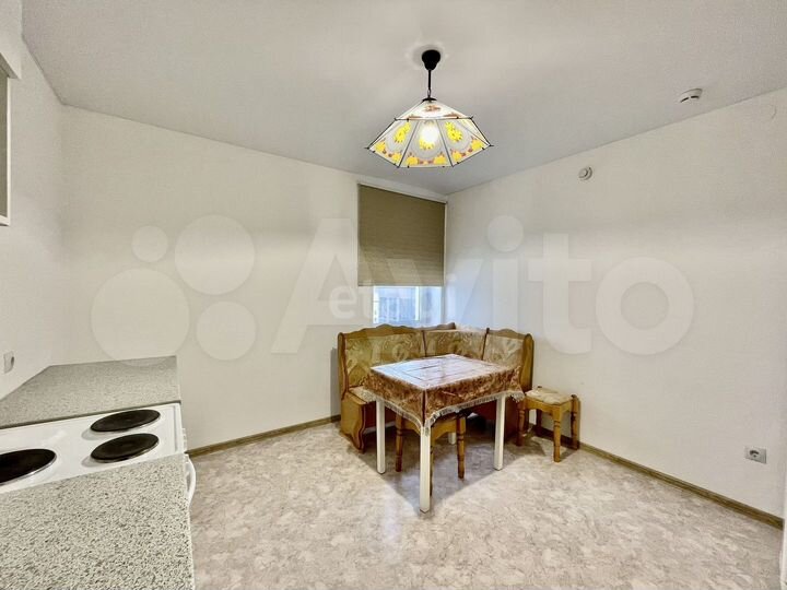 2-к. квартира, 65 м², 13/24 эт.