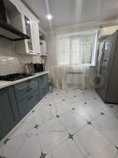 2-к. квартира, 55 м², 2/5 эт.