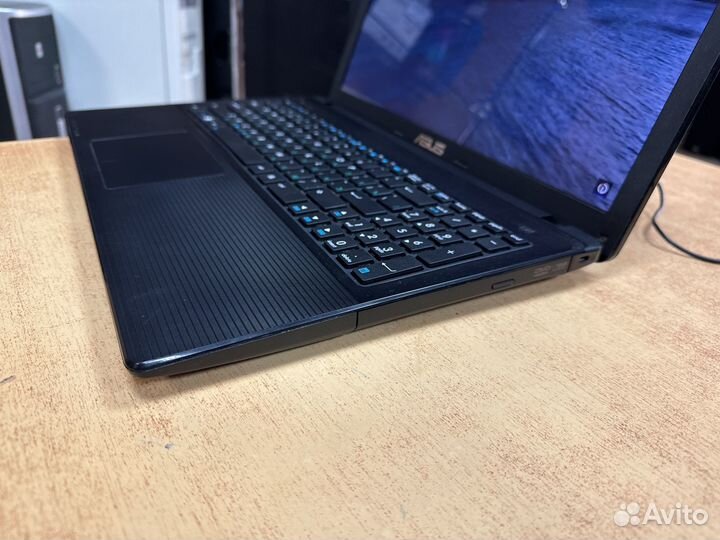 Ноутбук Asus X55A 15.6