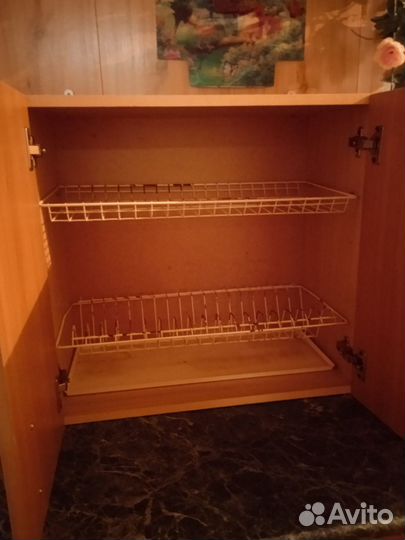 Продам кухонный гарнитур бу