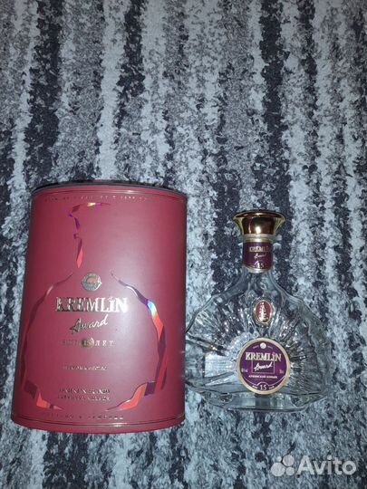 Бутылка. Тубус