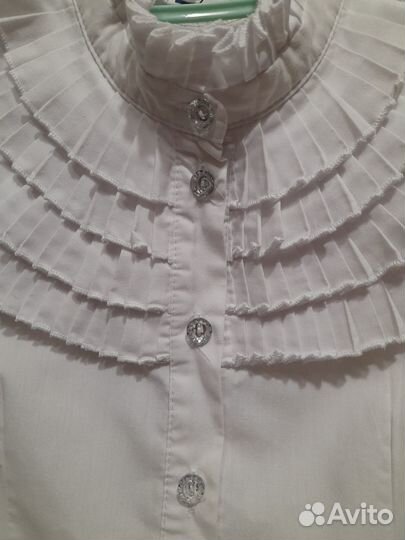 Блузка школьная для девочки б/у р. 128 Sky Lake